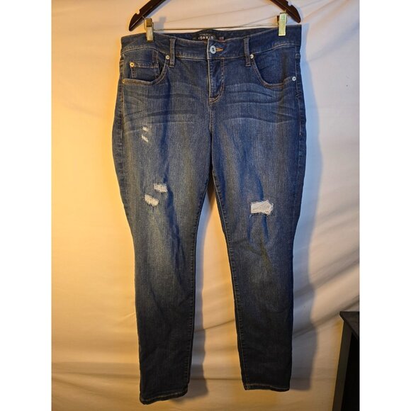 Torrid Premium Denim Stretch Jeans Womens Plus Size 16 Distressed - Picture 1 of 3